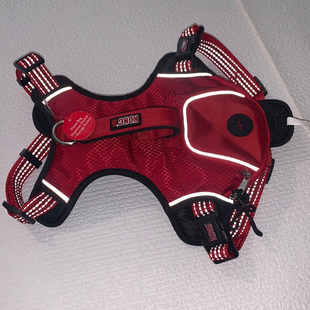 NWT 20lb Kong Red Dog Harness